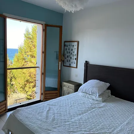 Maison A 50 M De La Plage, 10 Personnes, 5 En Corse Du Sud, * Coti-Chiavari (Corsica)