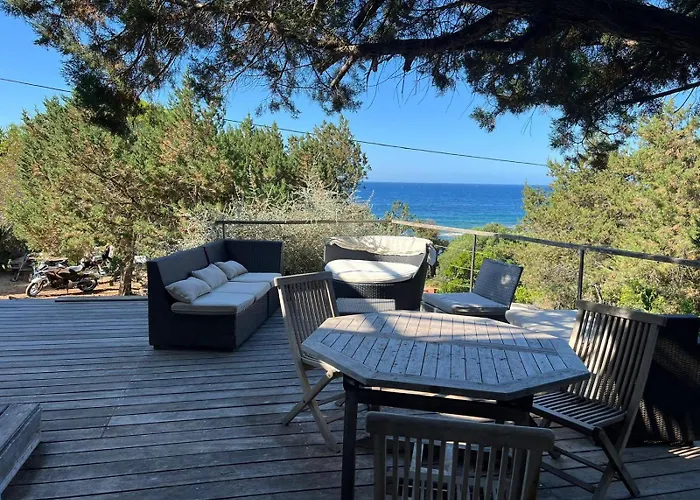 Vila Maison A 50 M De La Plage, 10 Personnes, 5 En Corse Du Sud, *
